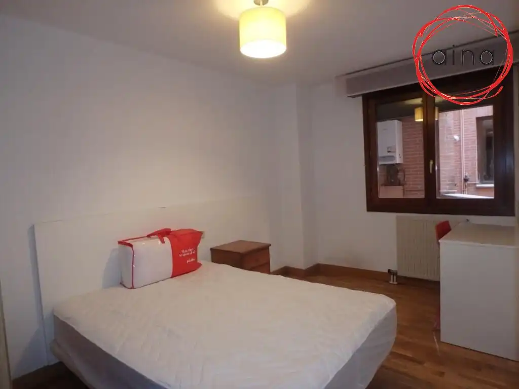 Piso de 118 m² en Pamplona
