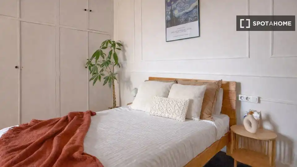 Habitación 250 m², Barcelona