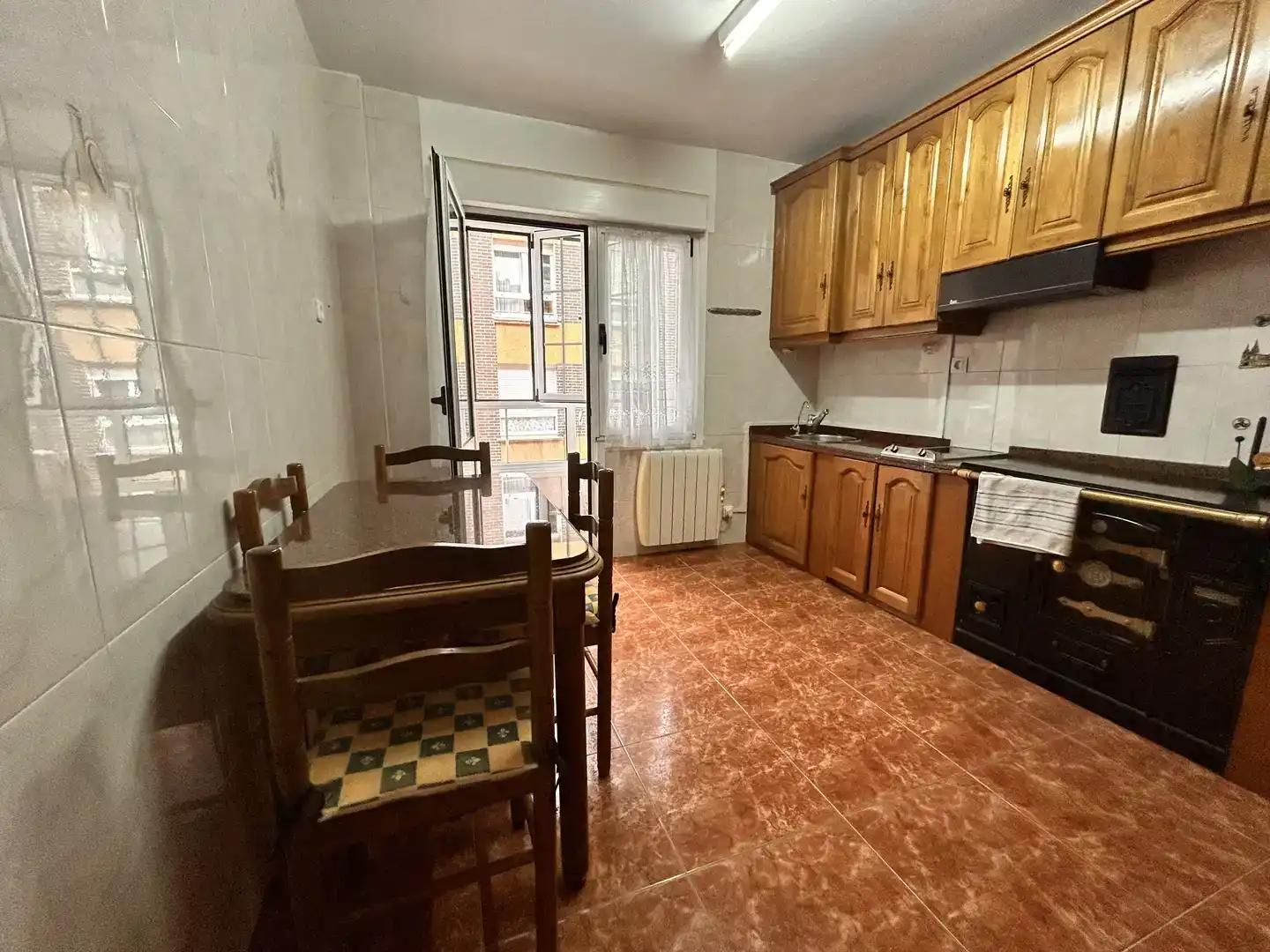 Habitación 83 m², Gijón