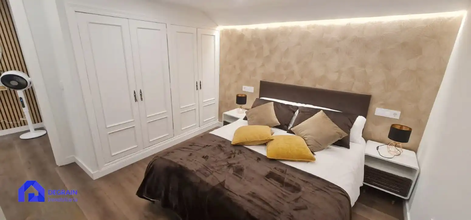 Piso de 60 m² en Oviedo