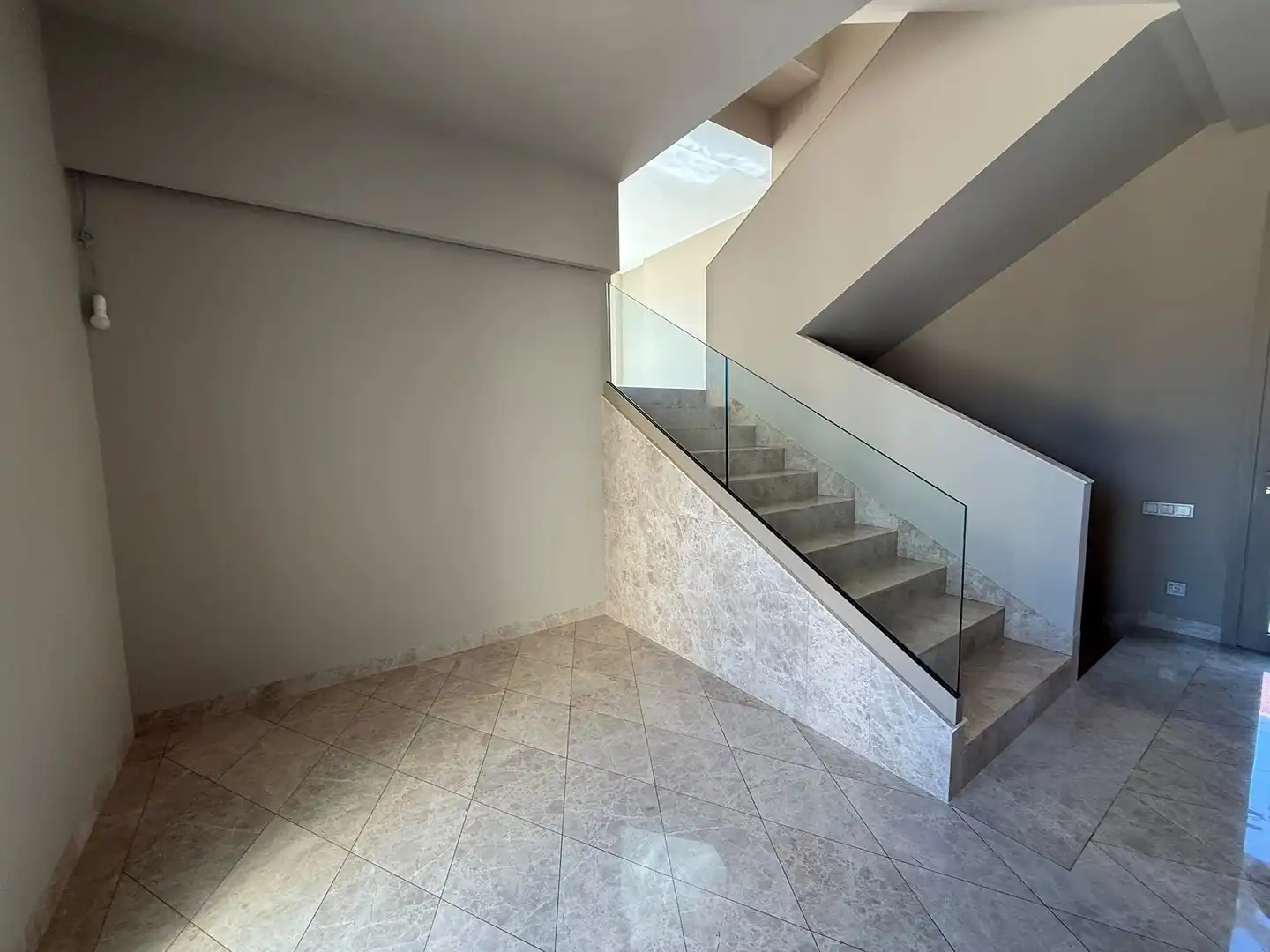 Будинок 1100 м² у Torrevieja