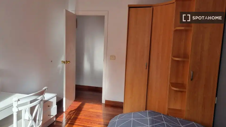 Habitación 99 m², Bilbao