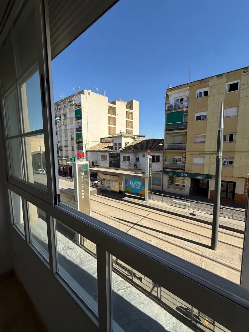 Piso de 83 m² en Maracena