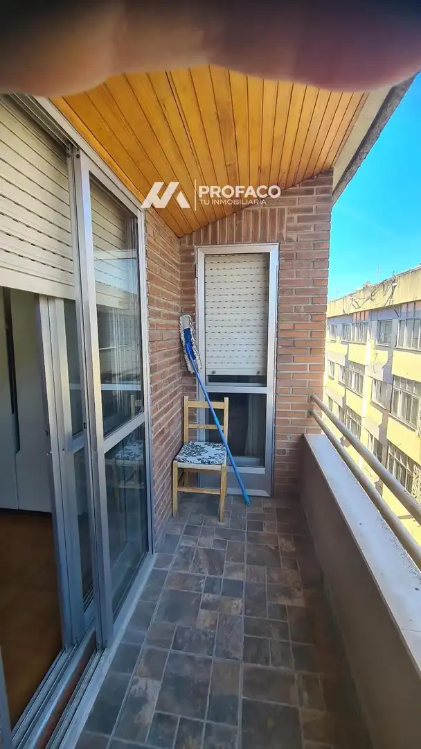 Piso de 120 m² en Ourense