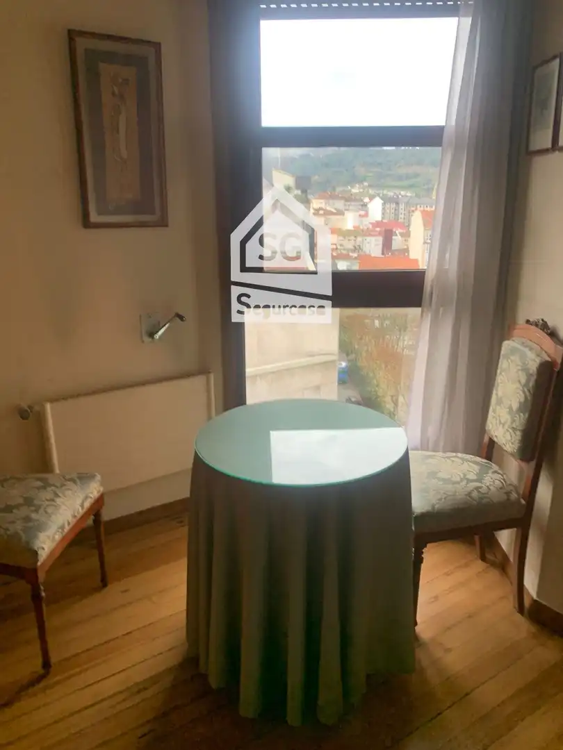 Piso de 229 m² en Ourense