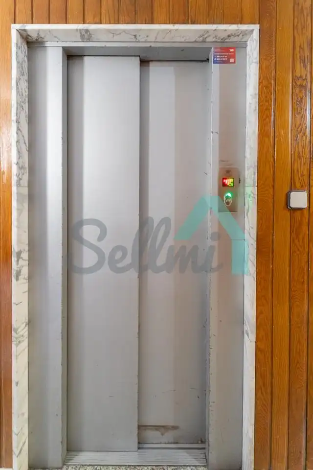 Piso de 107 m² en Oviedo