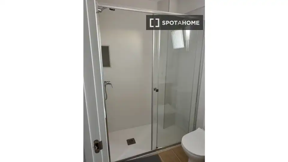 Habitación 90 m², Alicante