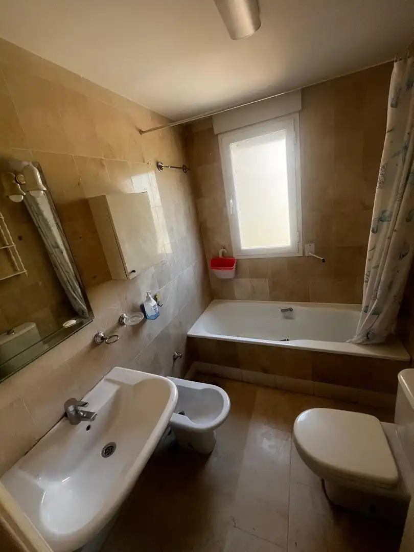 Piso de 82 m² en Granada