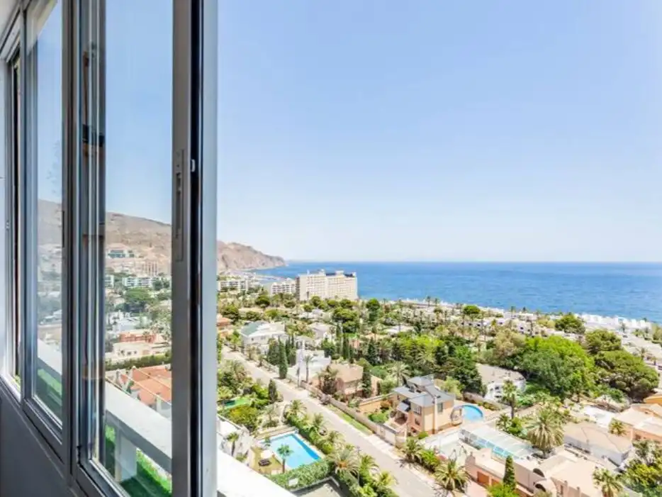 Piso de 48 m² en Roquetas de Mar