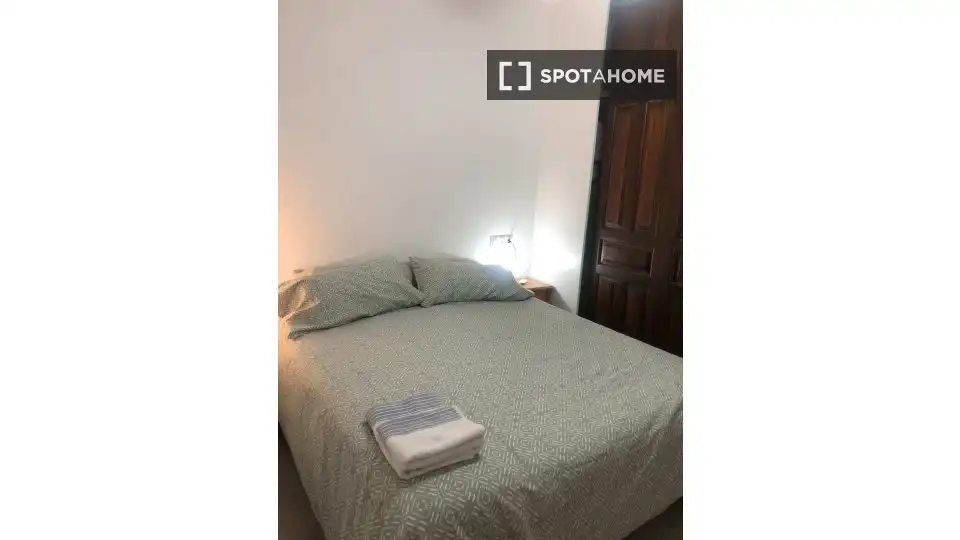 Habitación 62 m², Granada