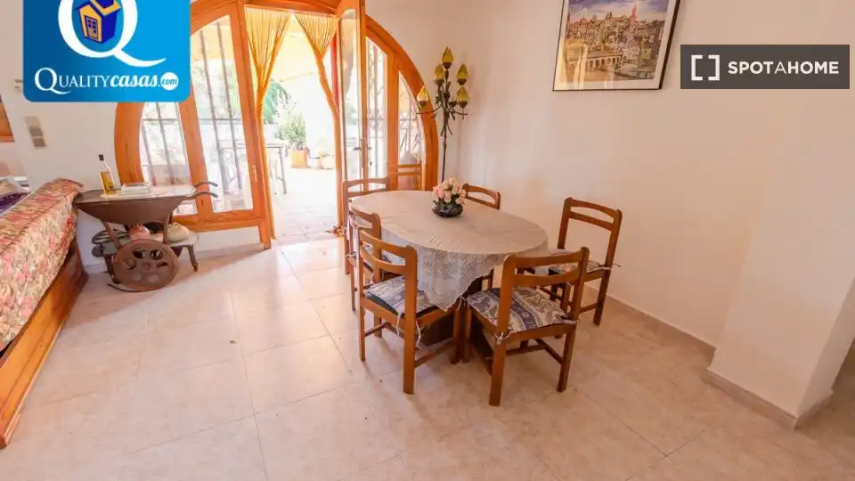 Habitación 863 m², el Campello