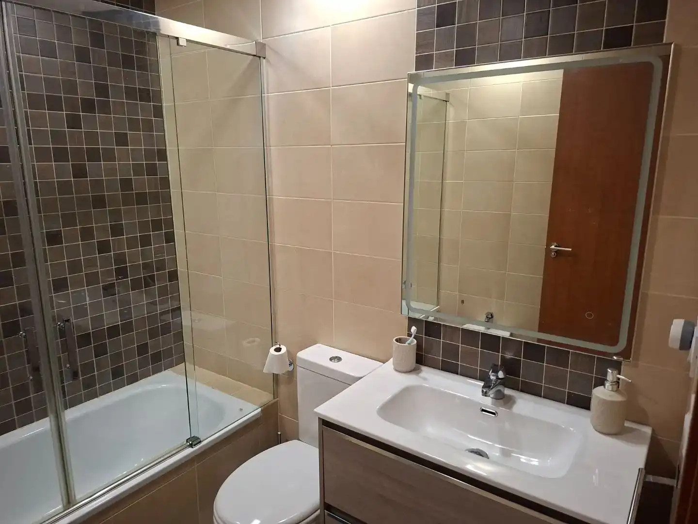 Habitación 80 m², Dos Hermanas