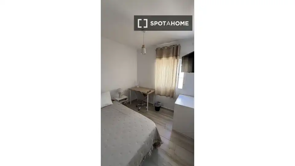 Habitación 81 m², Murcia