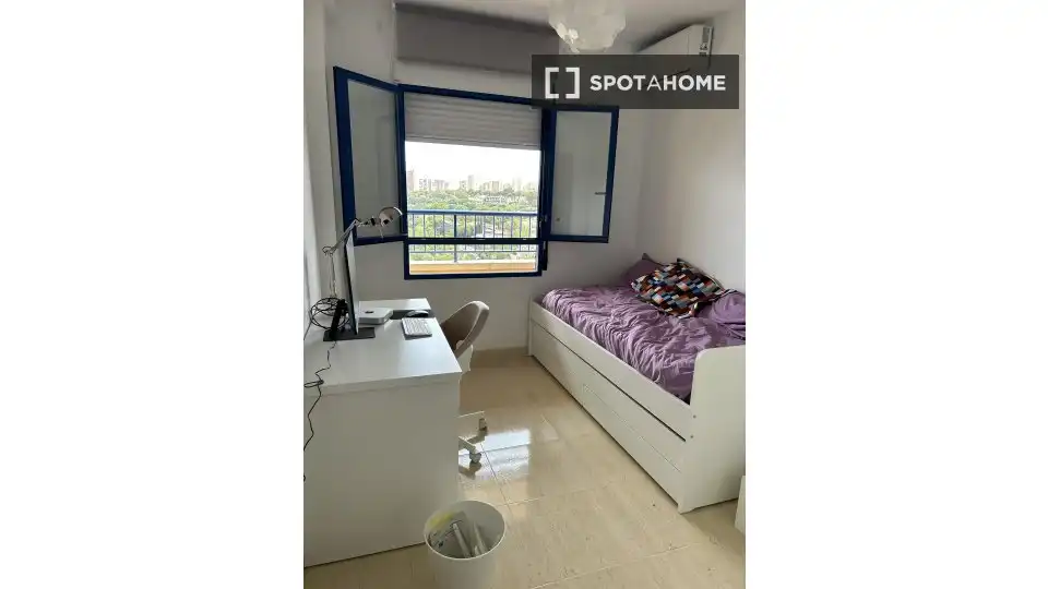 Habitación 81 m², Orihuela