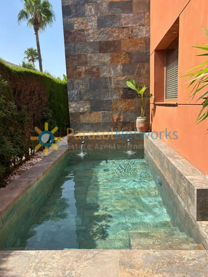 Piso de 210 m² en Oliva