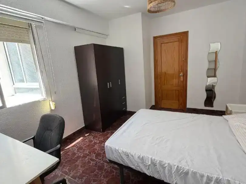 Piso de 75 m² en Almería