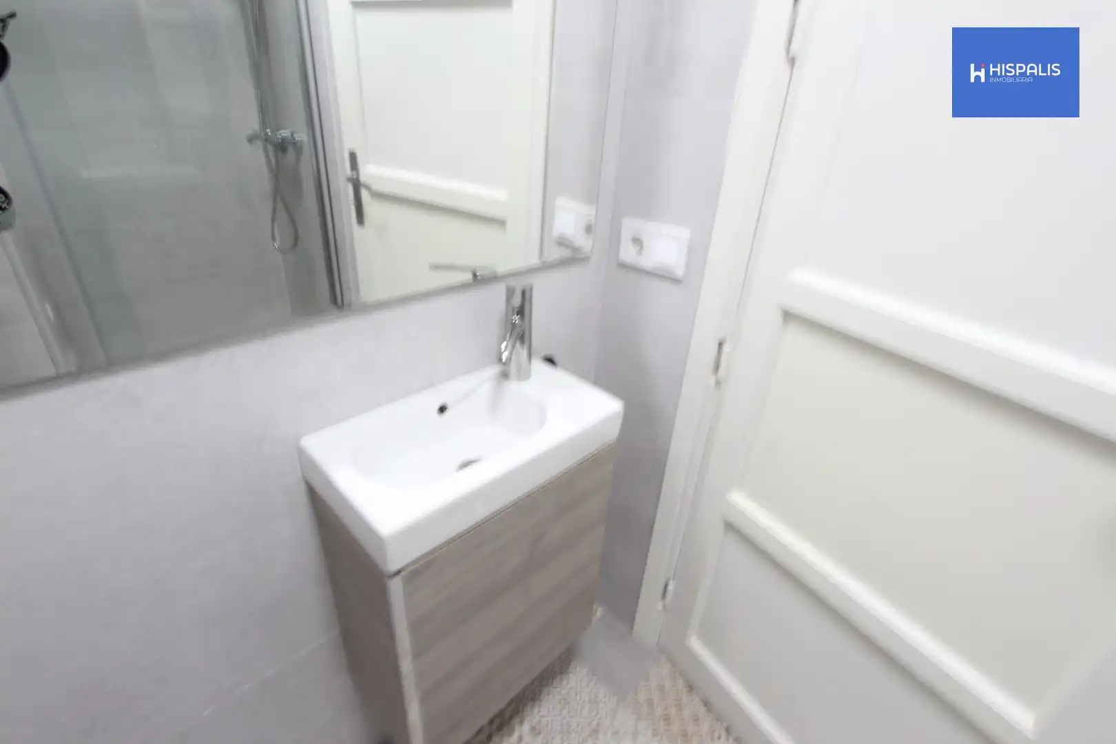 Piso de 100 m² en Sevilla