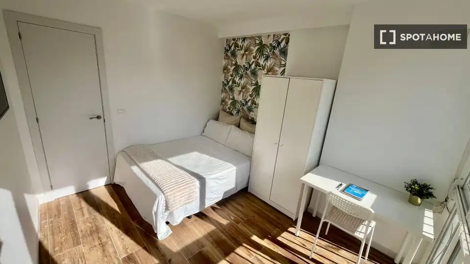 Habitación 81 m², Sevilla