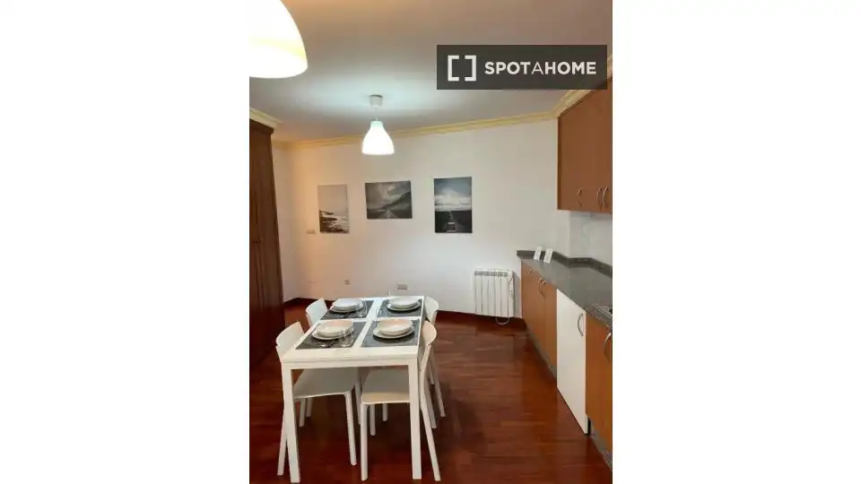 Habitación 63 m², Vigo