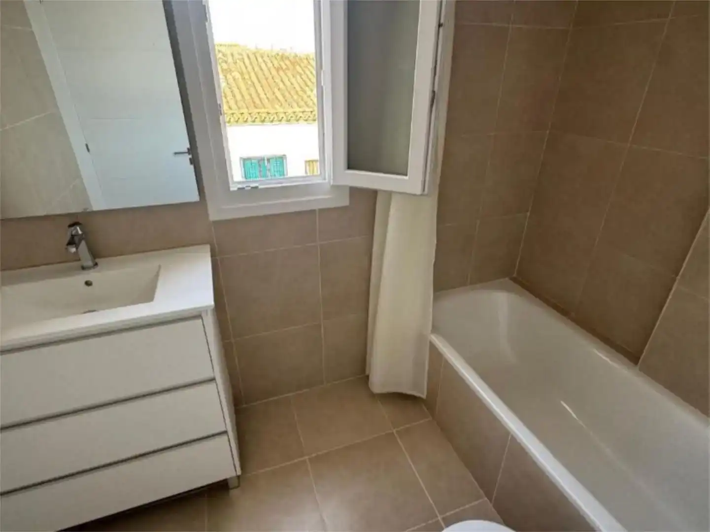 Casa de 128 m² en Grisén