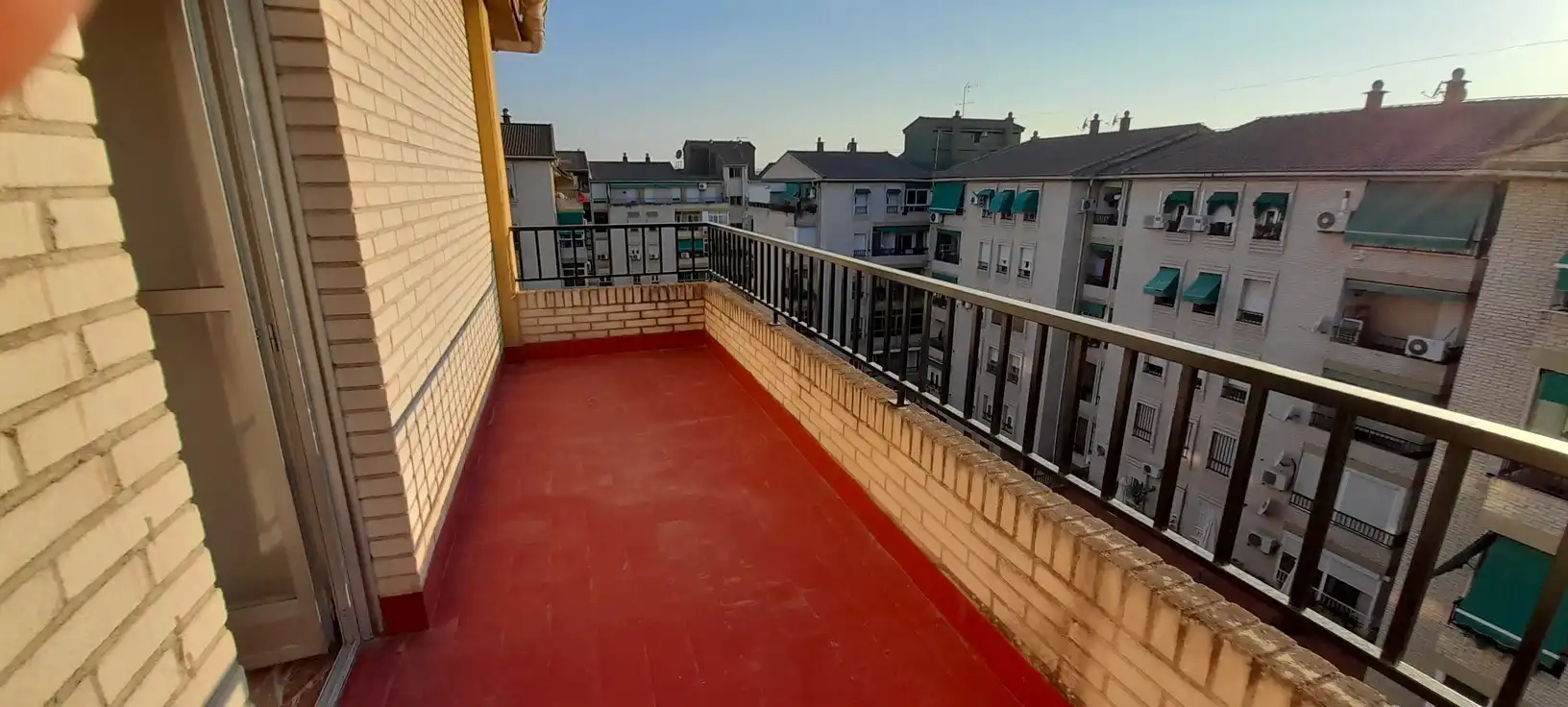 Piso de 100 m² en Granada