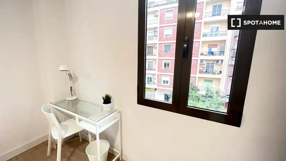 Habitación 100 m², Valencia