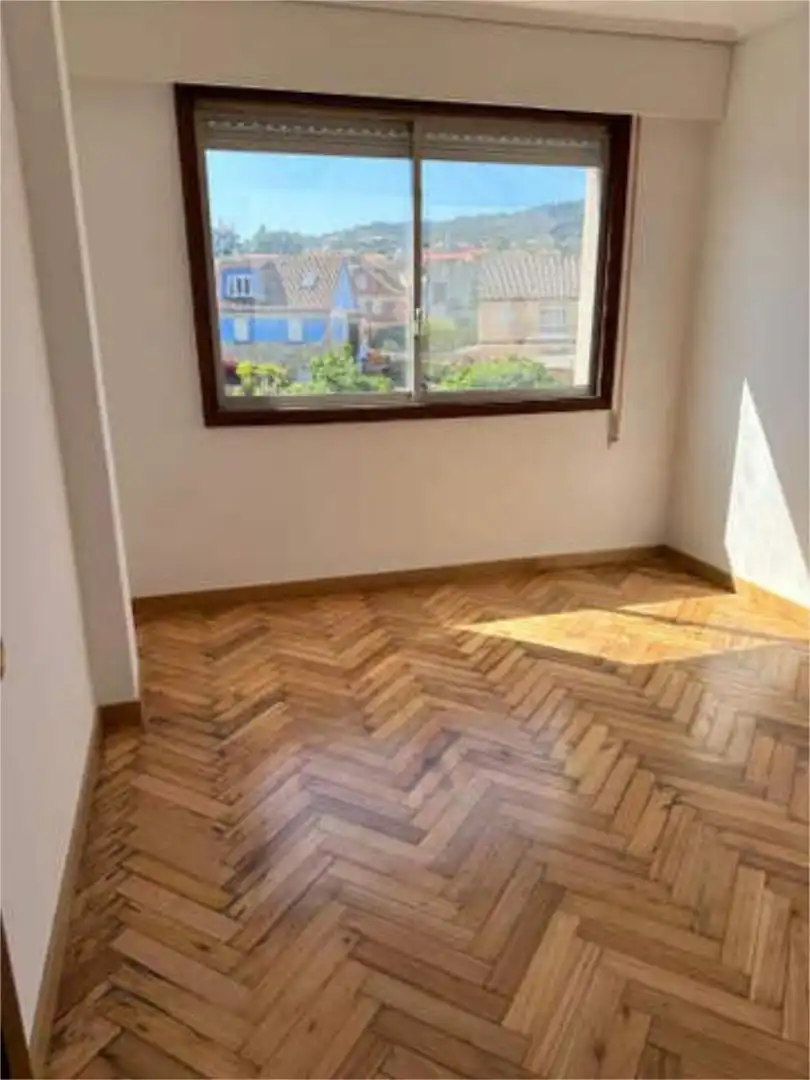Piso de 75 m² en Moaña