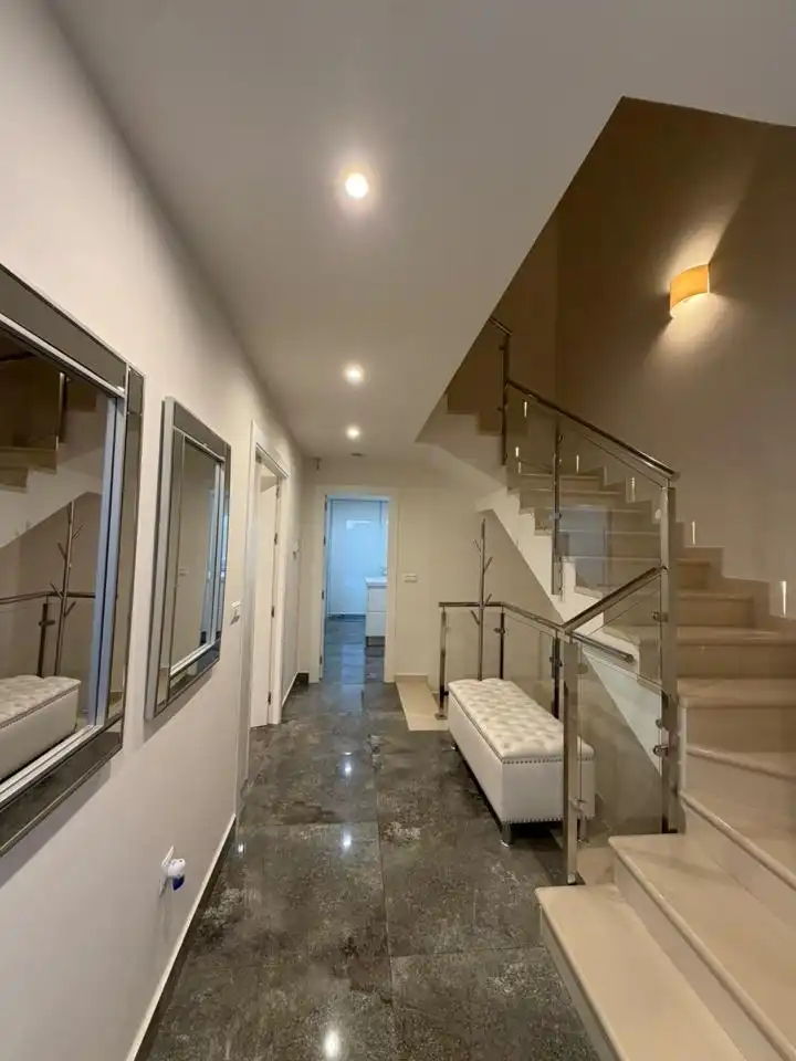 Casa de 240 m² en Ogíjares