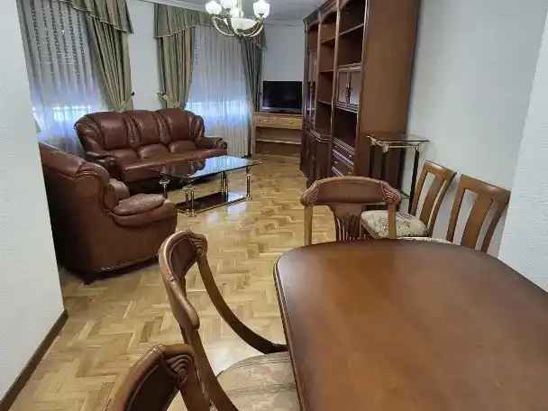 Wohnung 90 m² in Salamanca