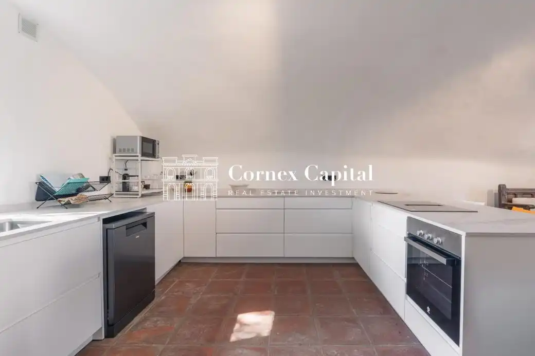 Casa de 1000 m² en Rupià