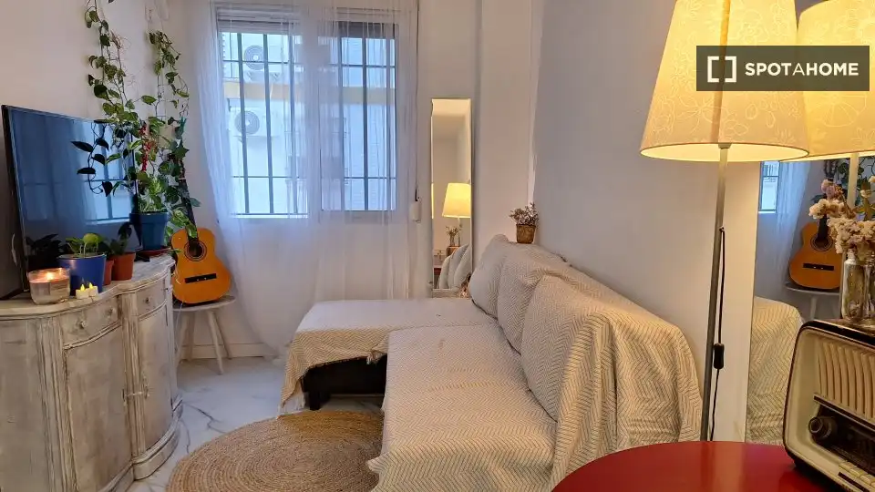 Habitación 79 m², Sevilla