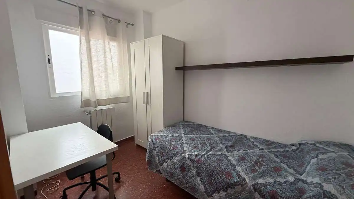 Piso de 90 m² en Granada