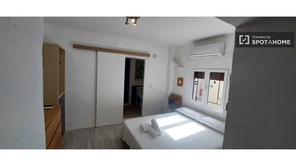 Habitación 81 m², Sevilla