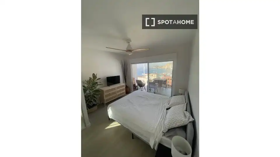 Habitación 101 m², Alicante