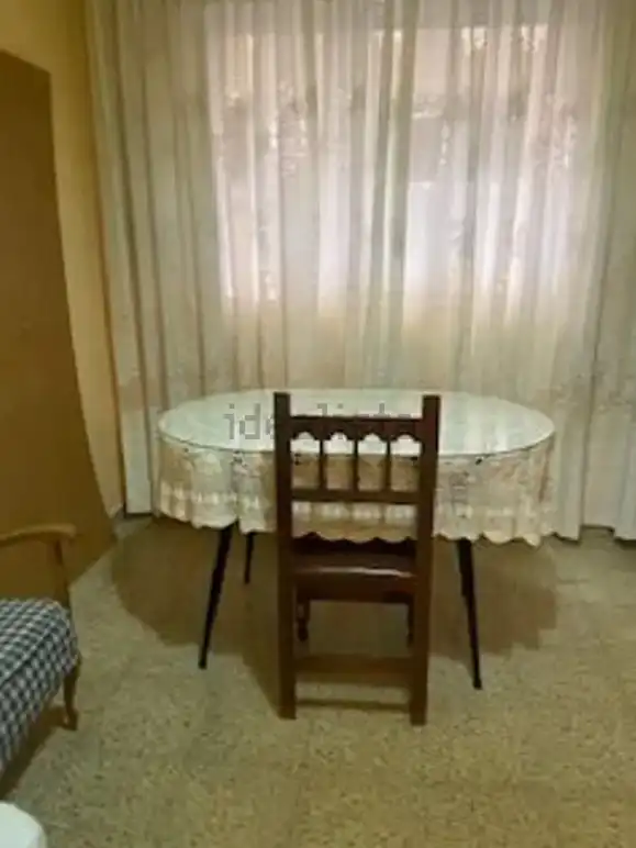 Piso de 98 m² en Granada
