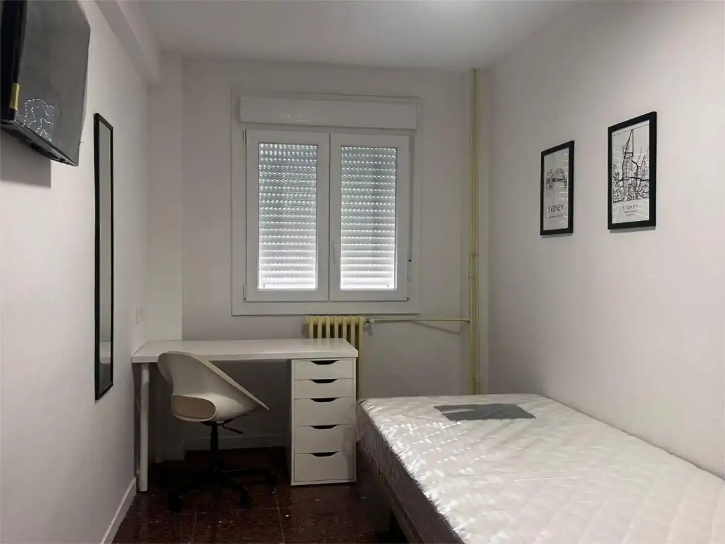 Habitación 169 m², Lérida