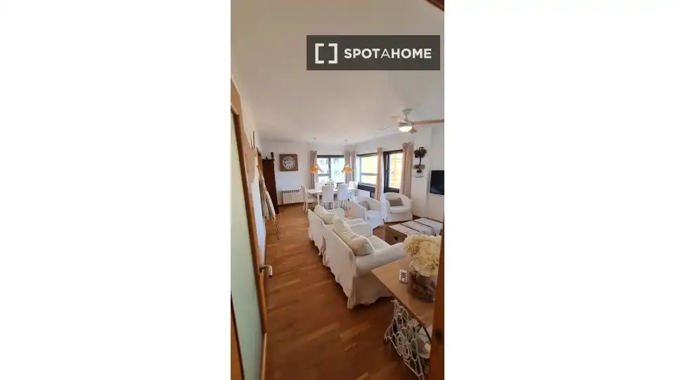 Habitación 150 m², Bueu