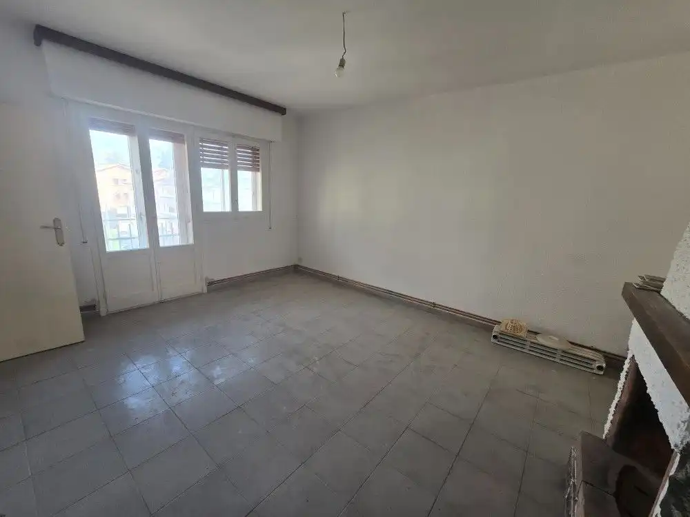 Piso de 90 m² en Jaca