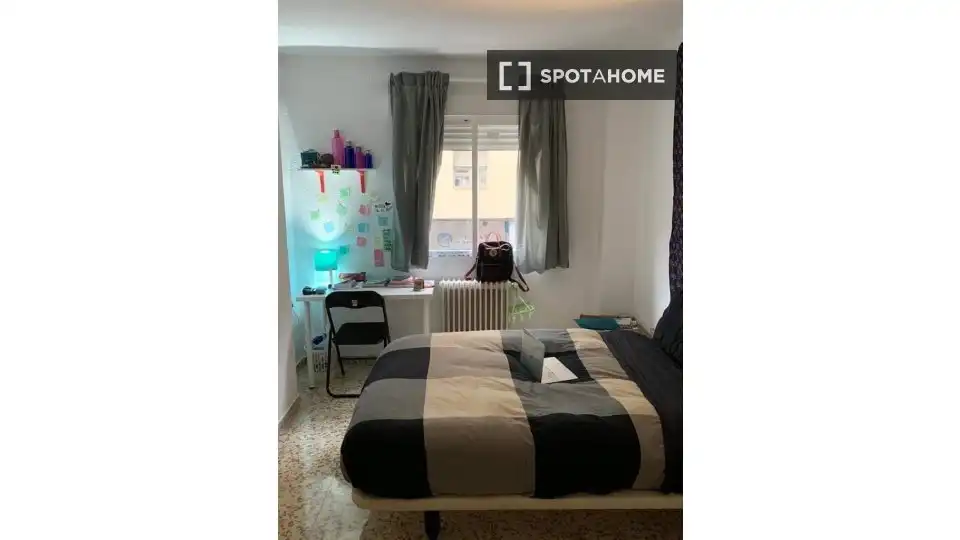 Habitación 115 m², Granada