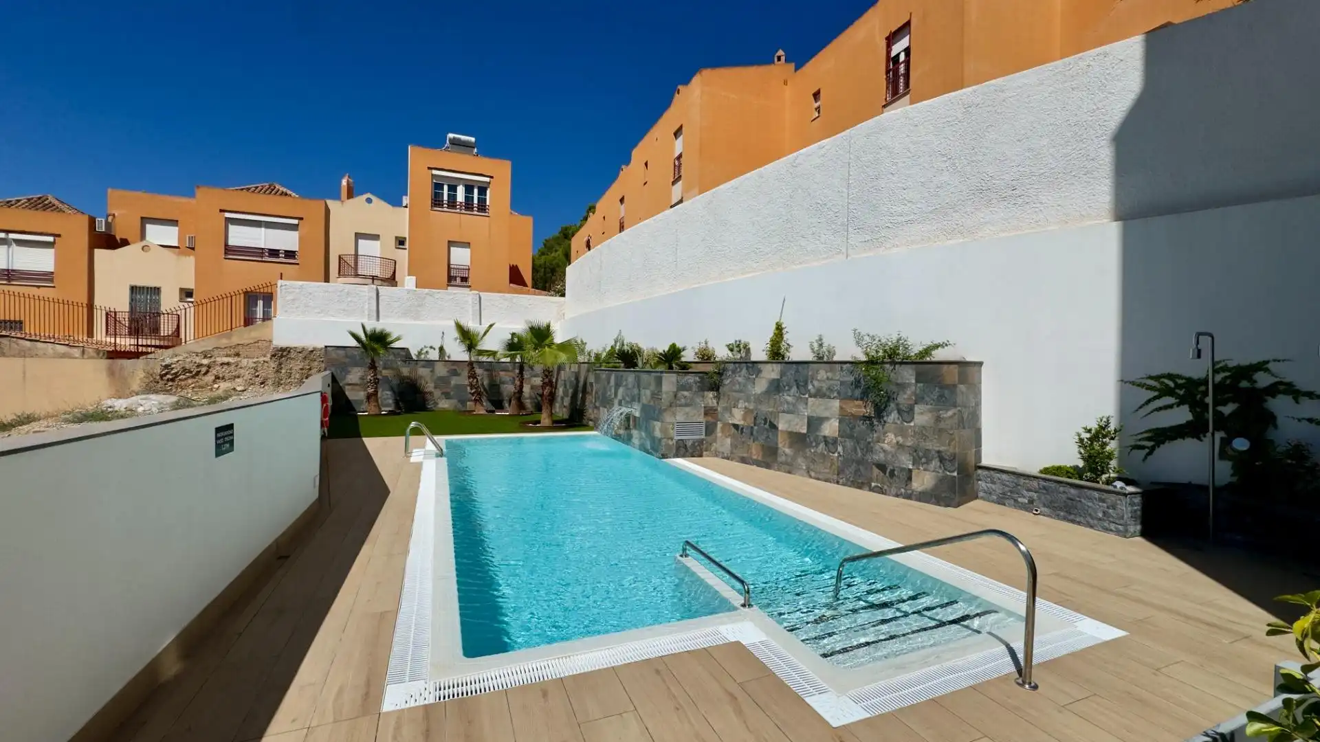 Piso de 99 m² en Granada
