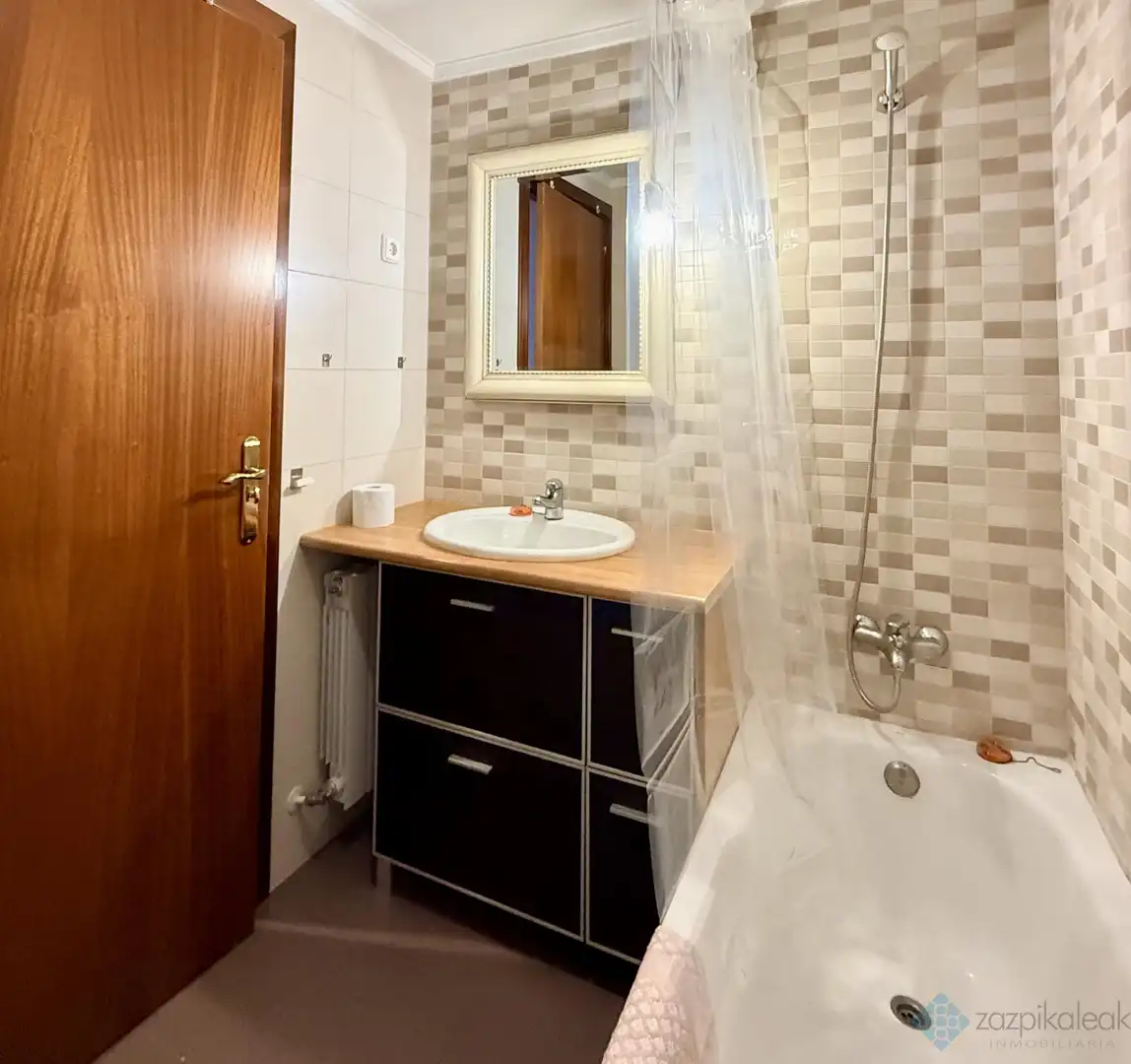 Habitación 75 m², Bilbao
