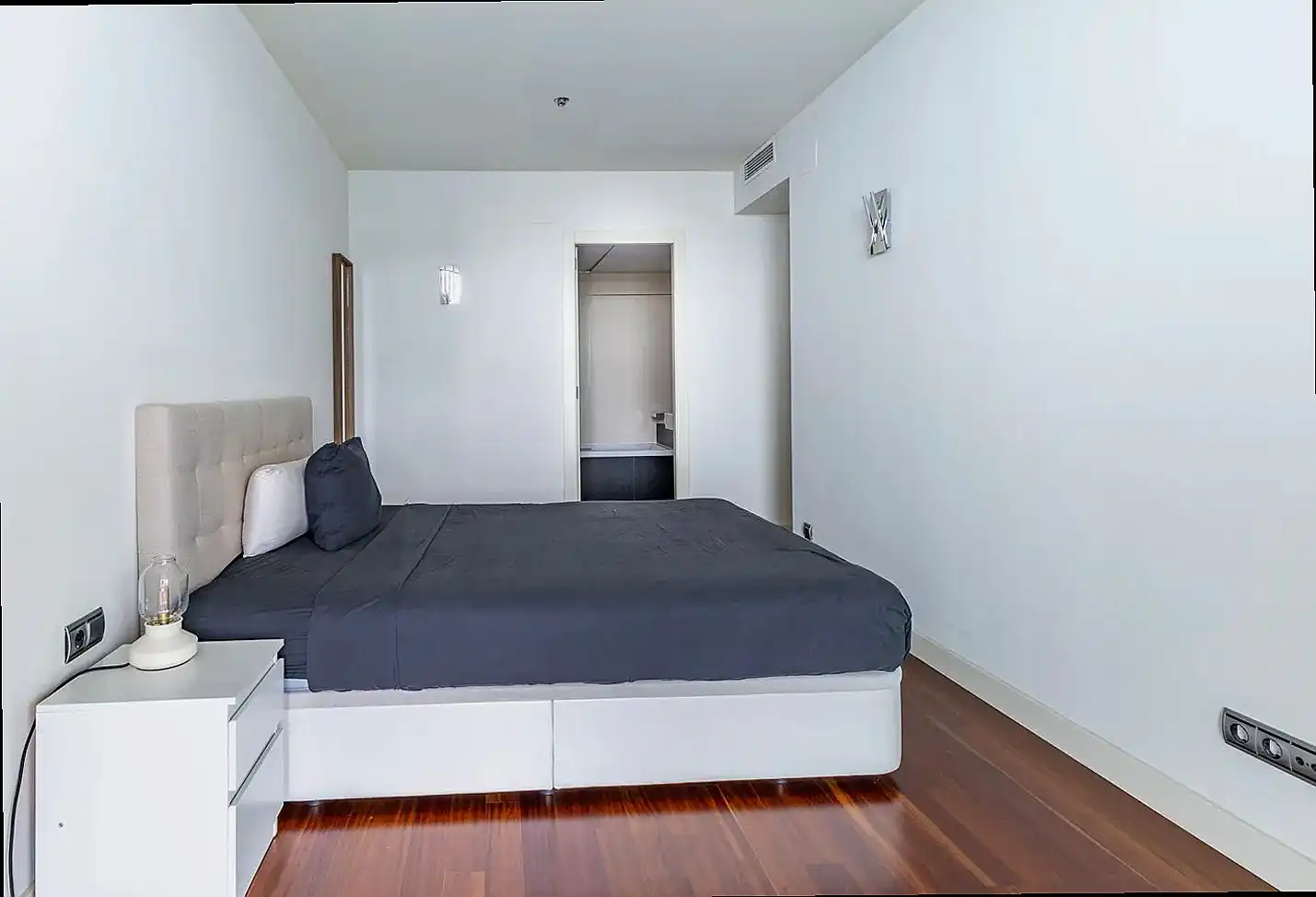 Flat 102 m² in Barcelona