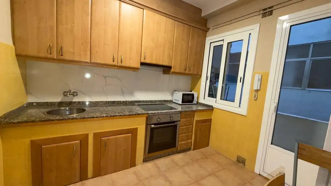 Piso de 95 m² en Ourense