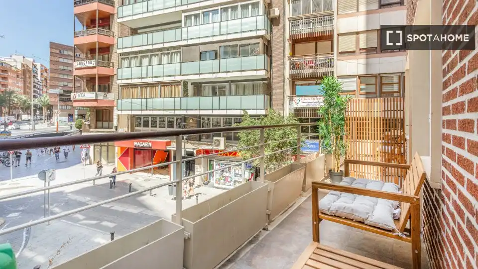 Habitación 230 m², Alicante