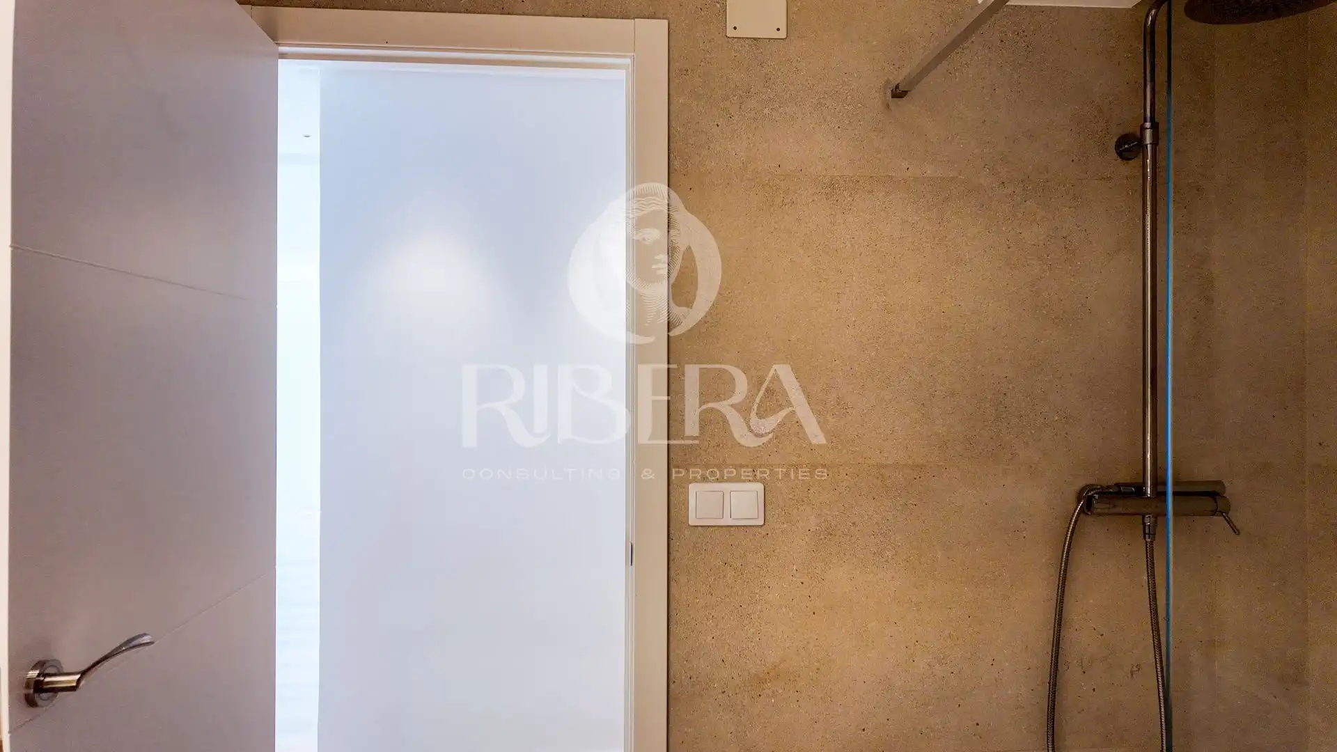 Appartamento 104 m² a Valencia