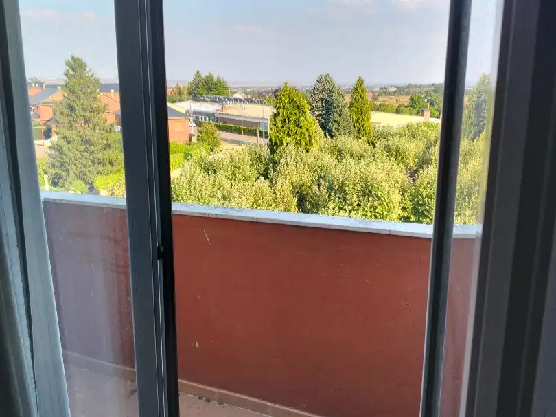 Piso de 80 m² en Valverde de la Virgen