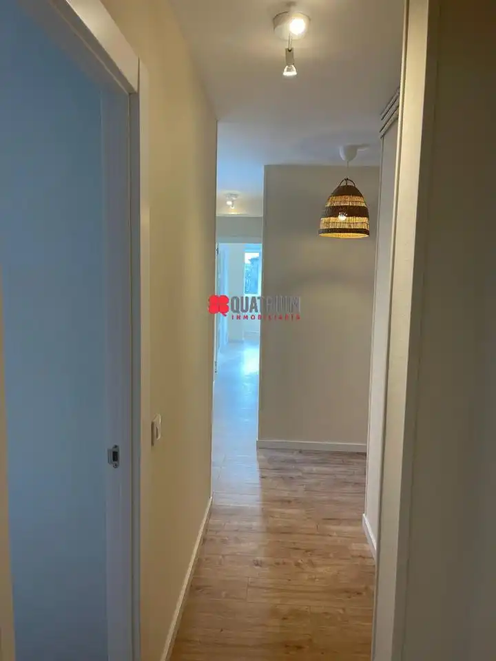 Piso de 80 m² en Santiago de Compostela