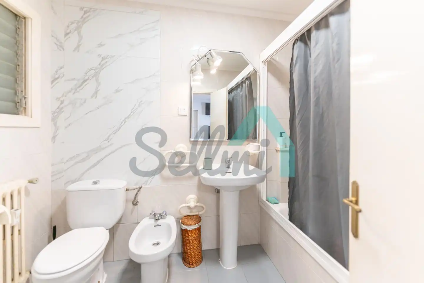 Piso de 54 m² en Castrillón