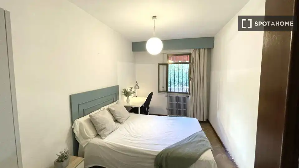Habitación 232 m², Sevilla