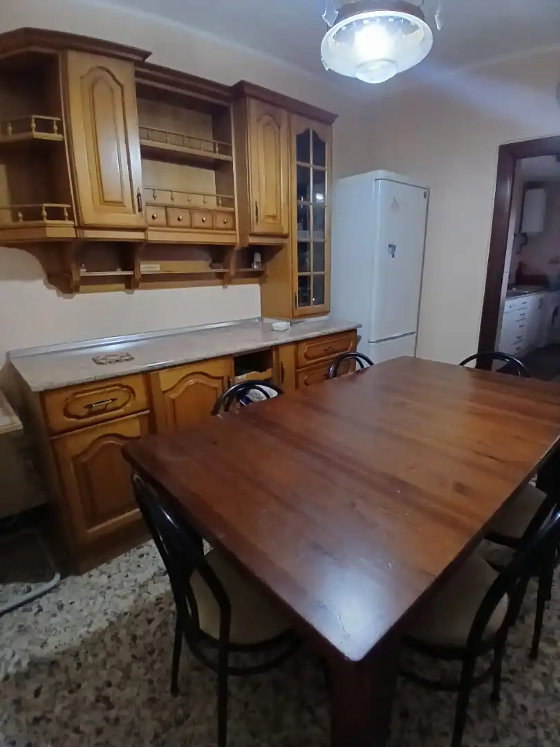 Chambre 106 m², La Almunia de Doña Godina